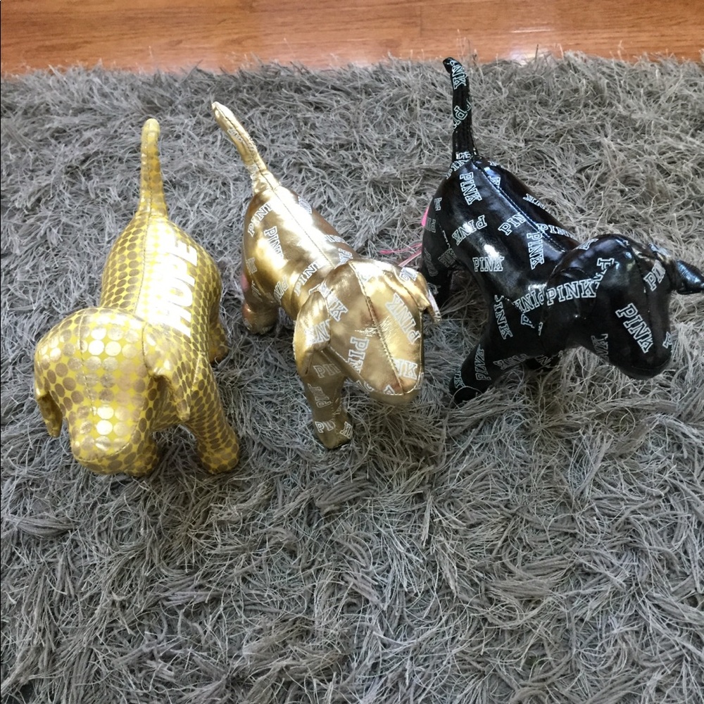 Pink vs dogs 🐶 #3 - Picture 2 of 4